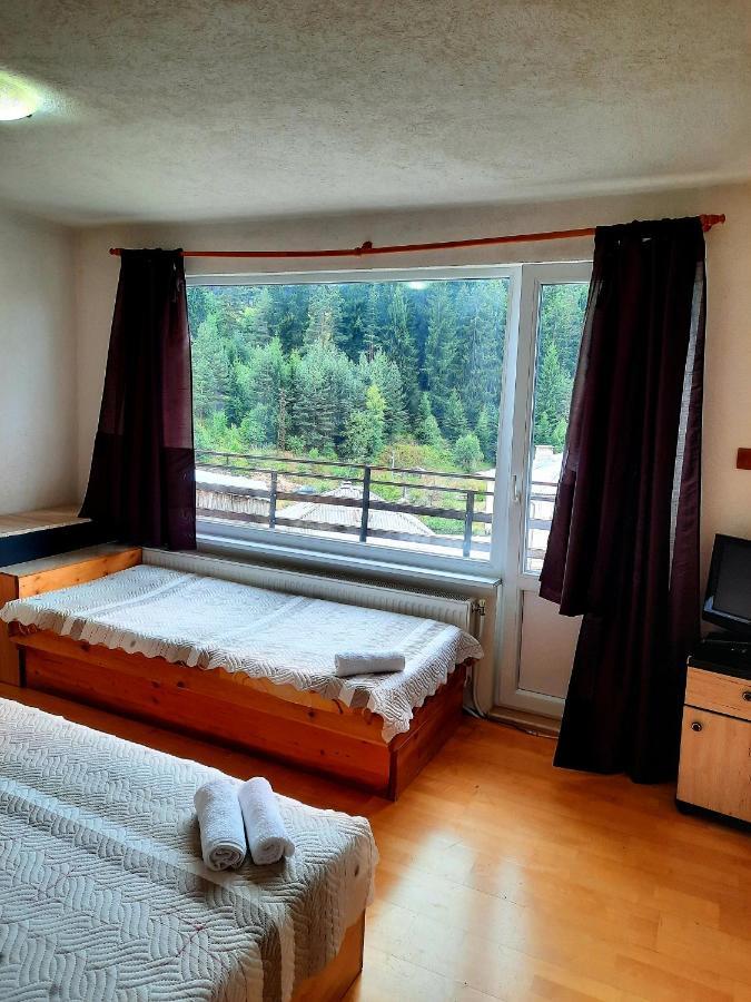 Guesthouse Classic โดสปัต ภายนอก รูปภาพ