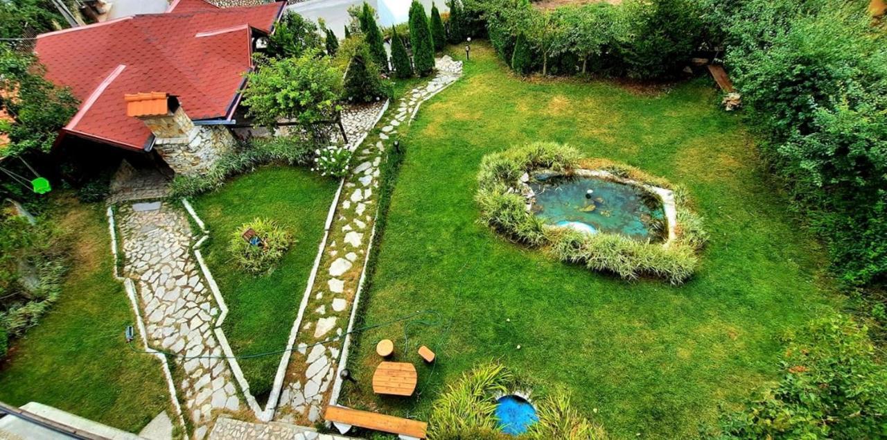 Guesthouse Classic โดสปัต ภายนอก รูปภาพ